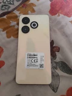 Infinix smart 8 10/10 condition khula hua h box charger sath h