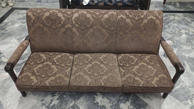 Sofa Set / 5 Seater Sofa / Wood Frame 0