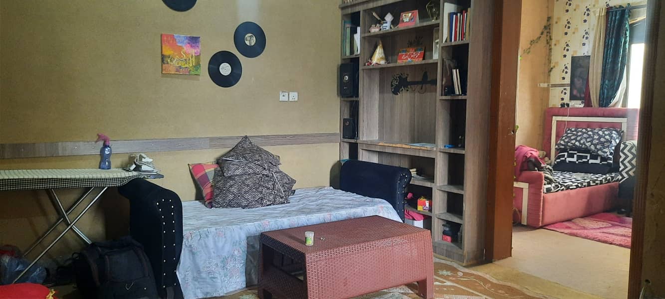 Only for females single furnished room available in G-11/3 Islamabad 3