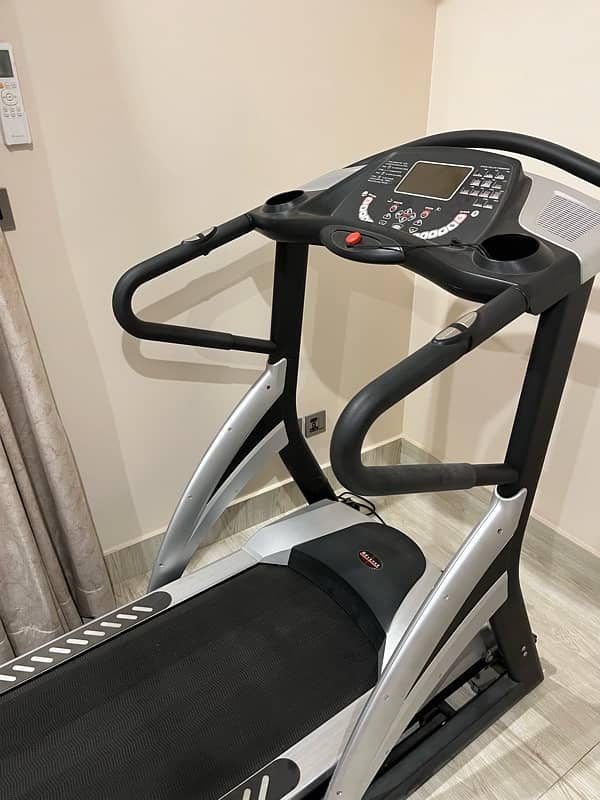 Treadmill (Advance technology) 1