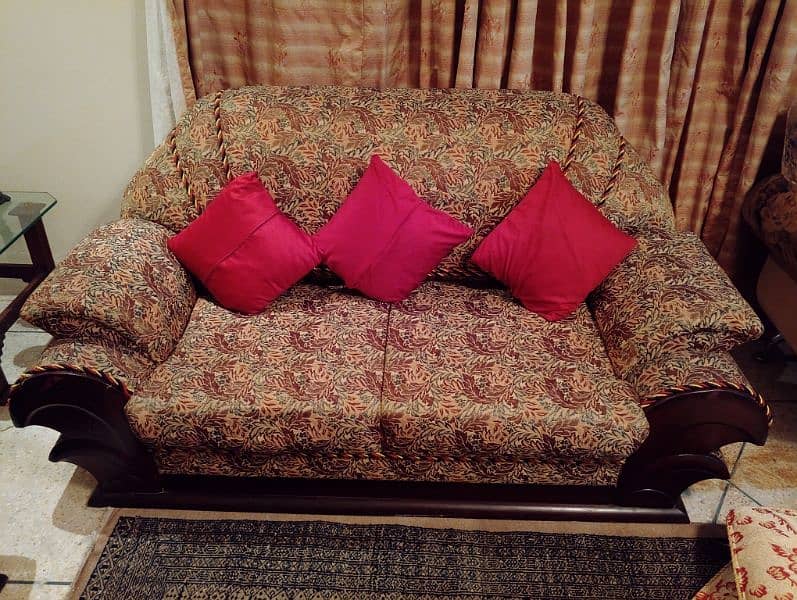 Sofa Set / 6 Seater / Wood Frame 1