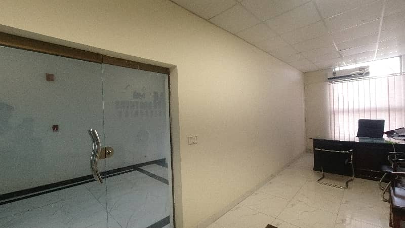 307 Sqft Office Is Available For Sale In AlHafeez Executive, Ali Zaib Road 7