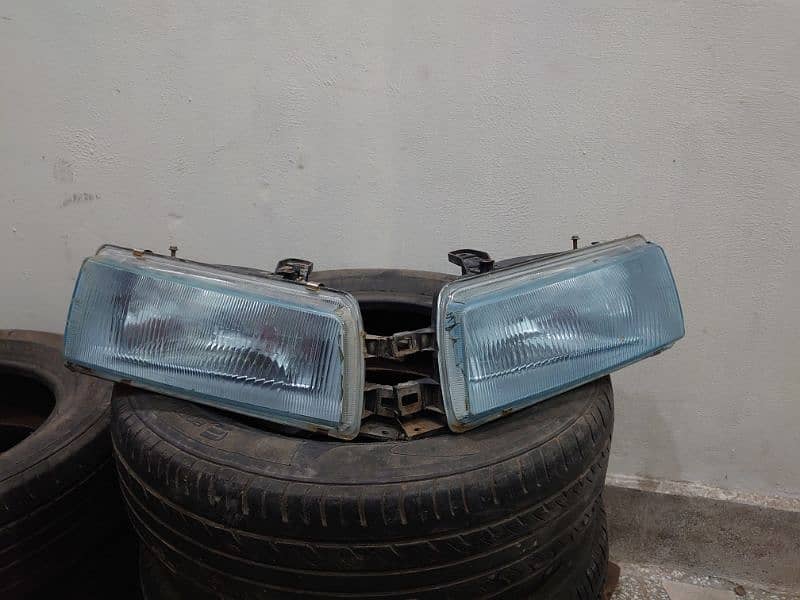 Corolla 1988 Headlights & Original Door Poshish 4