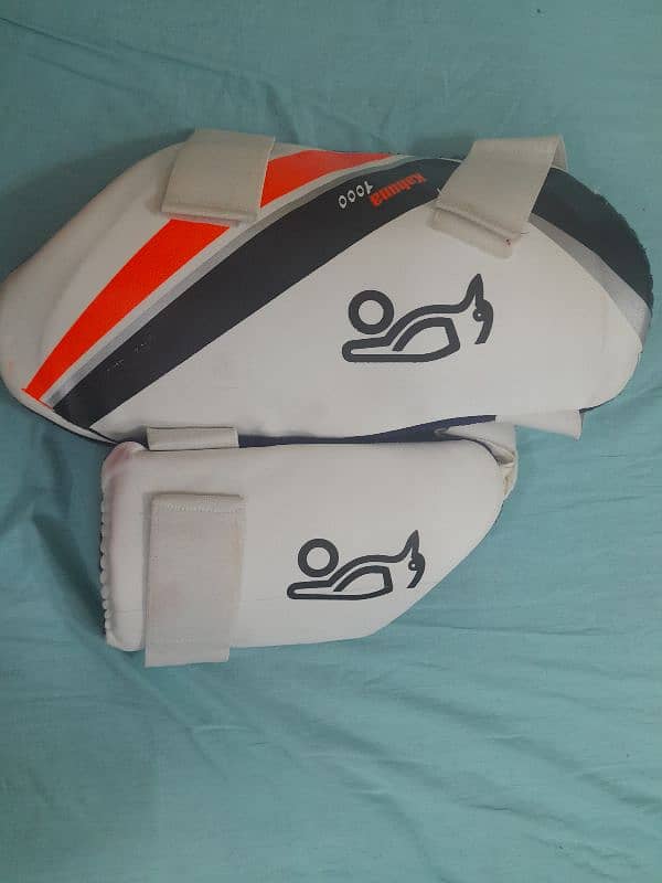 cricket hardball kit in excellent condition 7