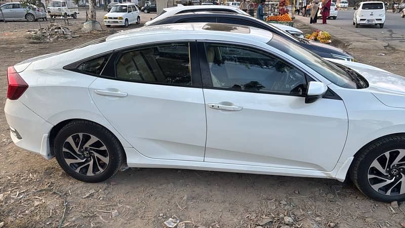 Honda Civic Oriel 2017 3