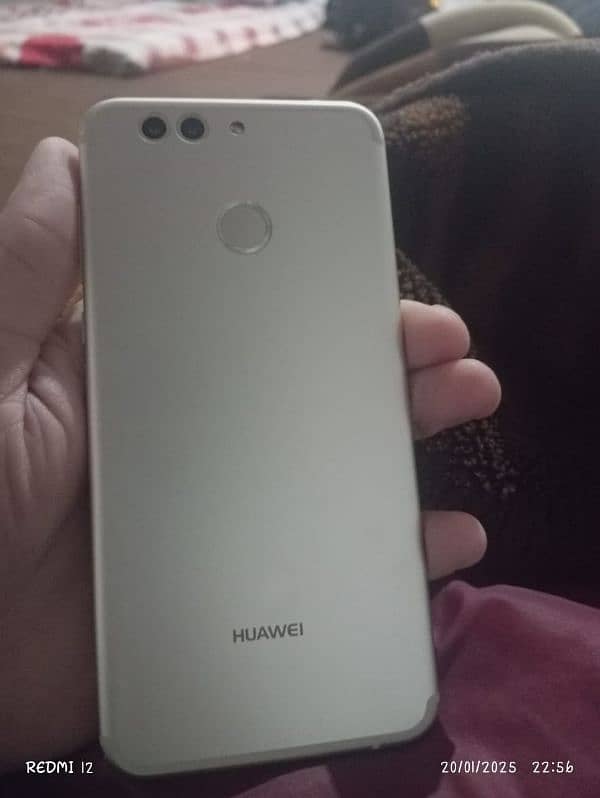 Huawei nova2 plus 0