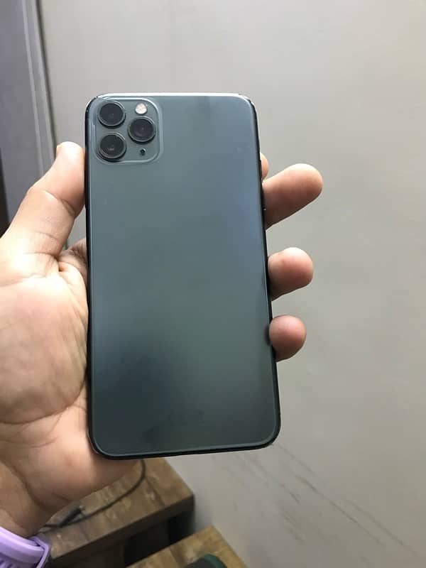 iPhone 11 Pro Max non pta 10/9 condition 1