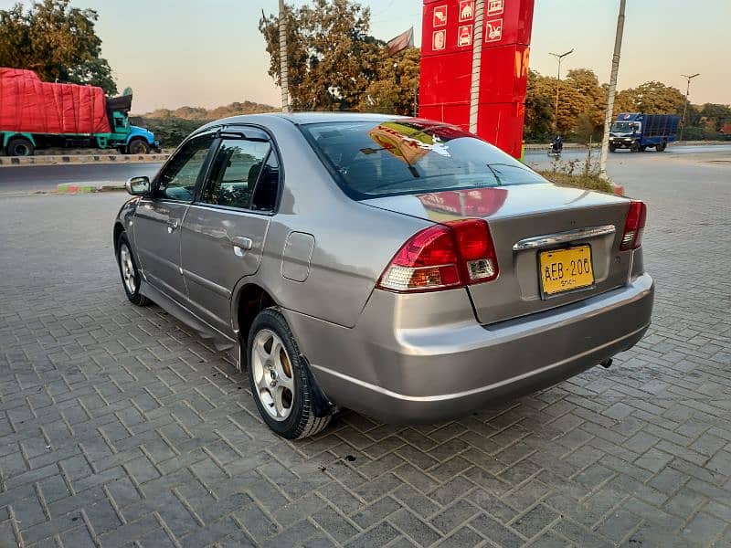 Honda civic vti manual 2002 neat and clean car inner 100% geniun 9