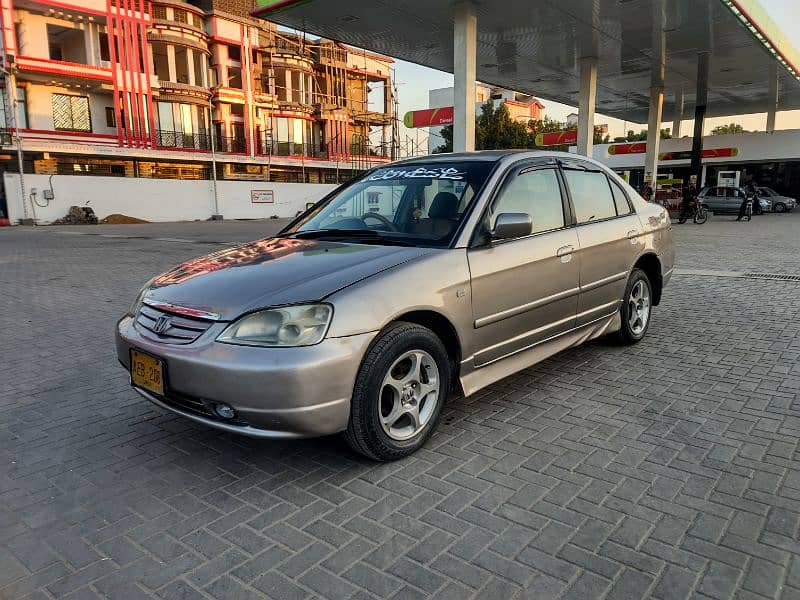 Honda civic vti manual 2002 neat and clean car inner 100% geniun 12