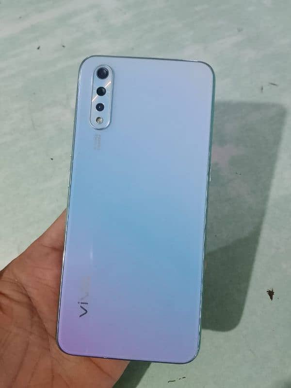 Vivo S1  8/256 pta approved 5