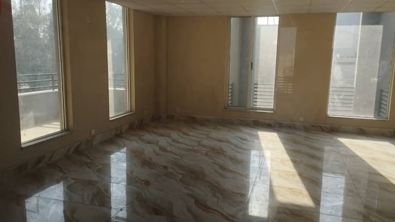 500 Square Feet Ready Office Available For Rent Canal Road Faisalabad 1