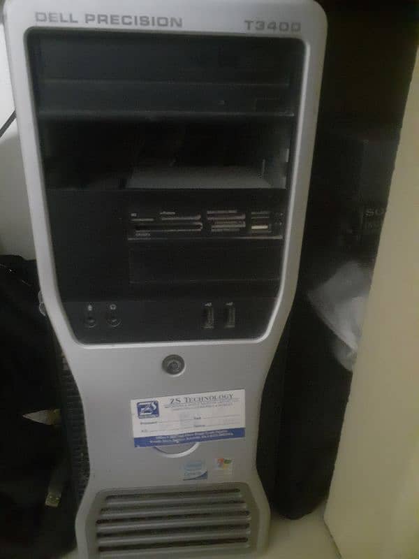 Dell T 3400 with 1GB DDRS Graphic card 0