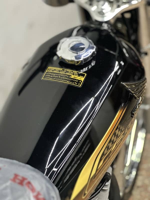 self start honda cg125cc 2025 model ( gold edition ) 2