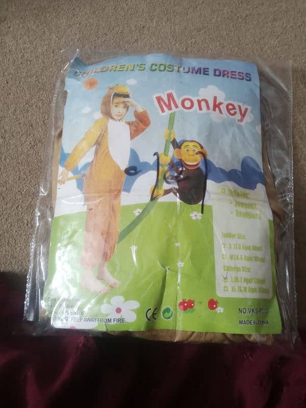 monkey costume almost new. 0