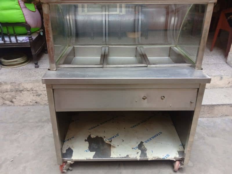 Food display steel counter with burners 3