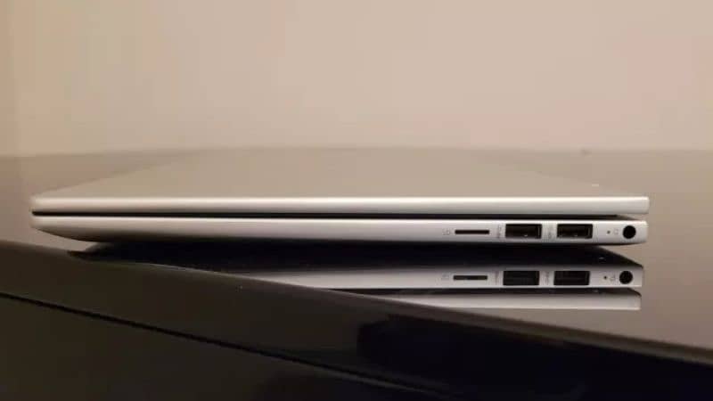 Hp ENVY X360 Laptop  intel Core i7 - 13 Generation / high end 9