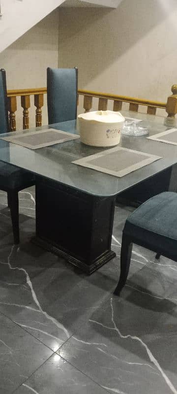 behtreen dining table going cheap 5