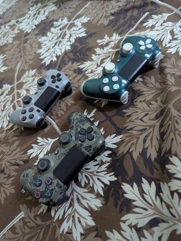 PS4 dualshock wireless controllers Available for Sale 3