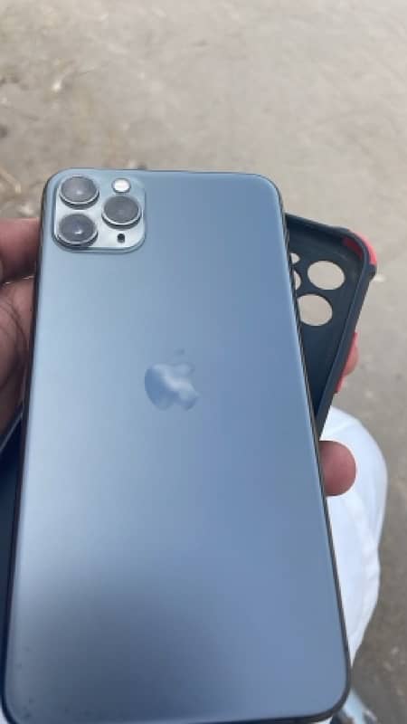 IPHONE 11 PRO MAX 0