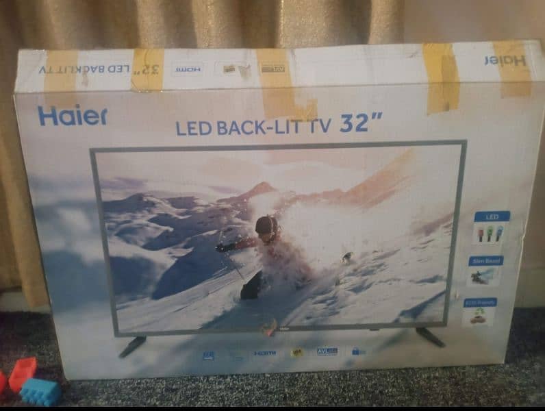 haier LED 32" look like new 0