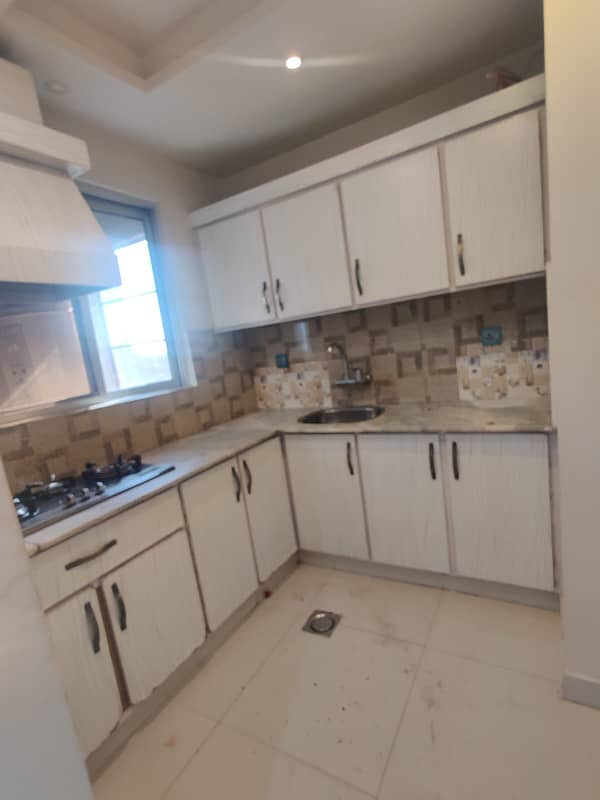 3 Bedroom Unfurnished Apartment Available For Rent In E-11 2