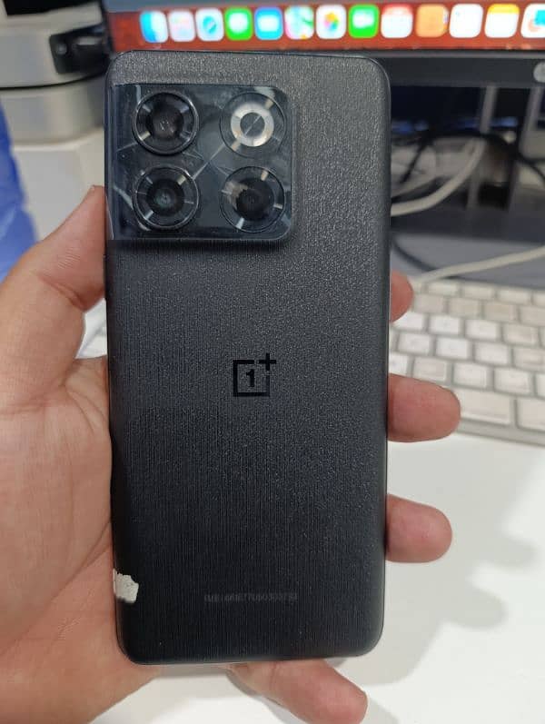 One Plus 10T 5G 7