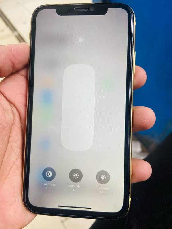 iphone 11 fore sale urgent 3