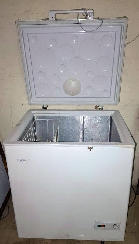 Haier 10 CFT 8/10 like new FREEZER 7