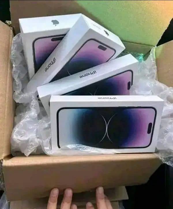 i Phone 8plus, 11,12,13,14,15 pro max on instalment Whatsap 3417642347 6