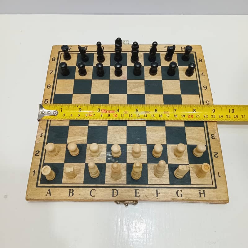 Vintage Jaques of London Wooden Chess Set, 1.5” Kings & Folding Board 7