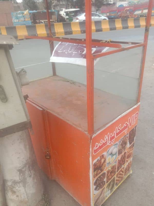 counter for sale achi halat ma h wait as ka 90kg hy 2