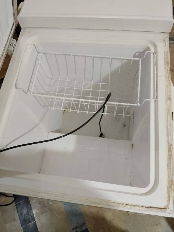 freezer double door 15 cubic feet urgent sell 7