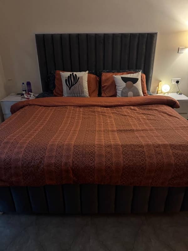 King Size Bed with 2 side tables. condition 8/10 2