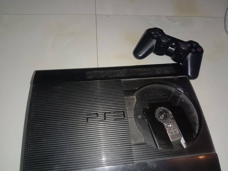 PS3 SUPER SLIM 3