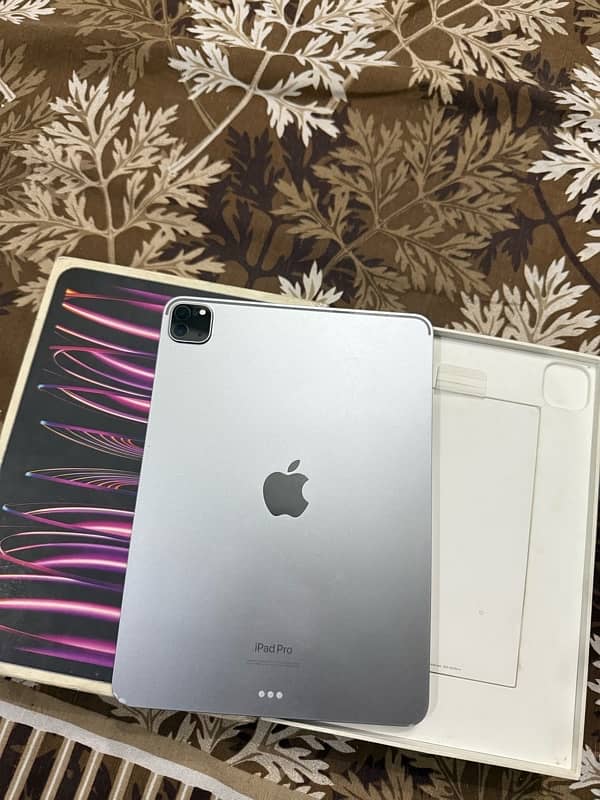 iPad Pro m2 4th generation 11” inches 0