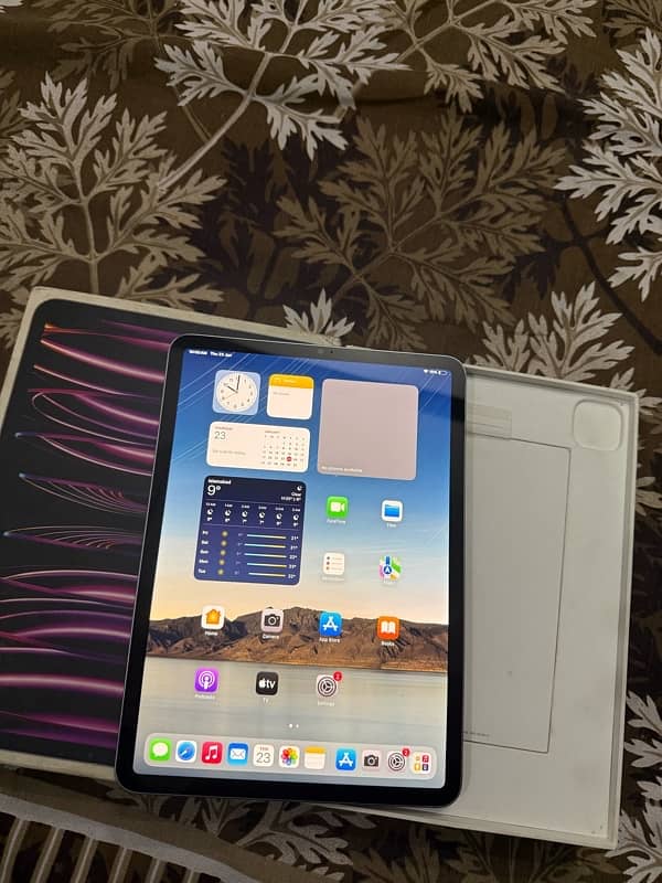 iPad Pro m2 4th generation 11” inches 2