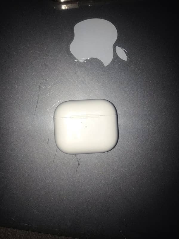 Airpods 3rd GEN Came from  UAE 5