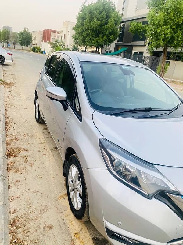 Nissan Note E Power 2016 11