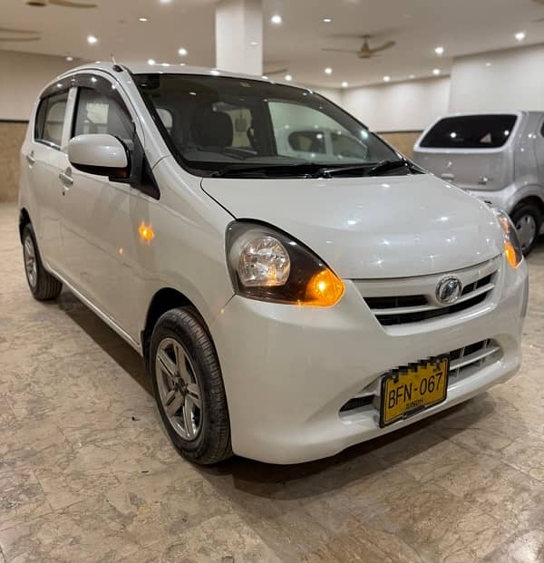 Daihatsu Mira 2012 11