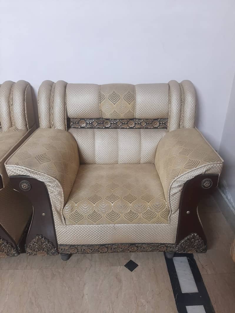 6-seater sofa set for sale 13