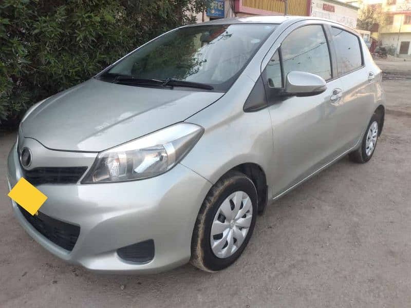 Toyota Vitz 2012-2016 Car For Sale 17