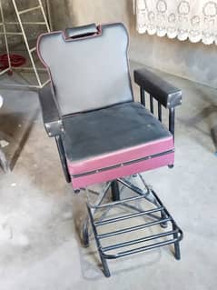 Salon Chair 10/10 condition