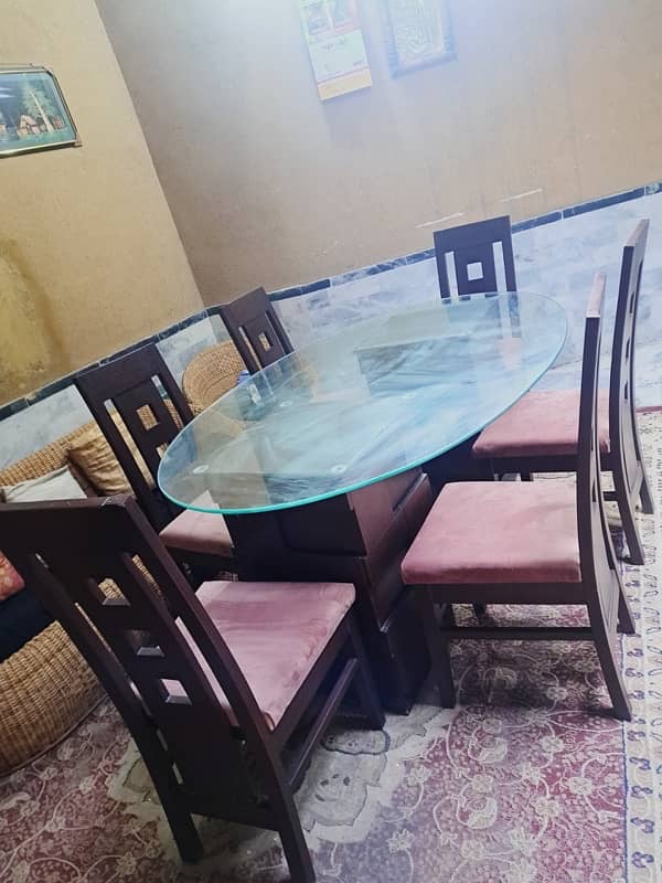 Dining Table with 6 Chairs 1