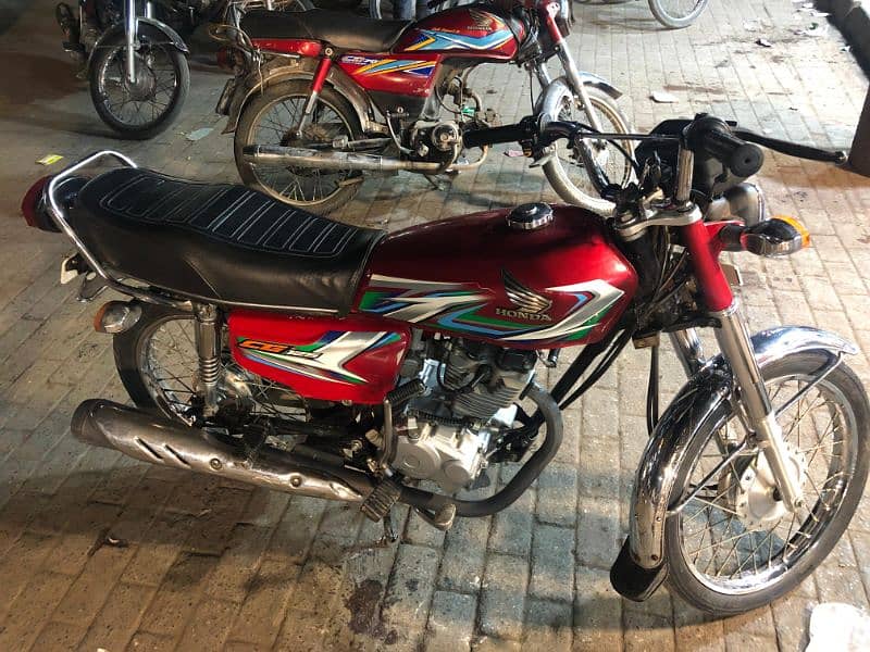 honda 125 22 model one hand use 1