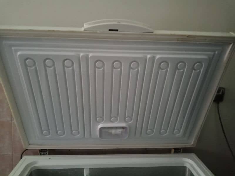 Deep freezer for sale 0