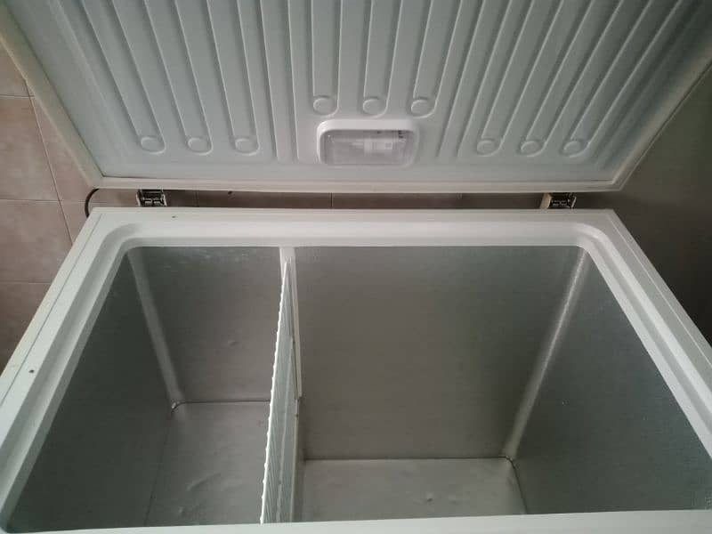 Deep freezer for sale 2