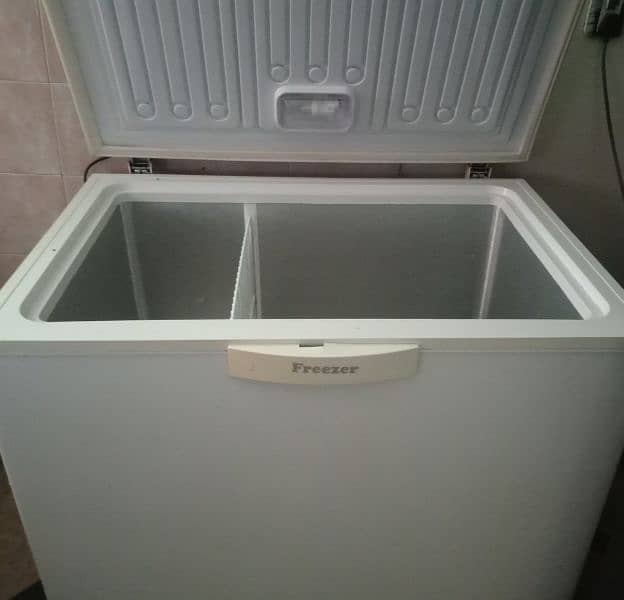 Deep freezer for sale 3