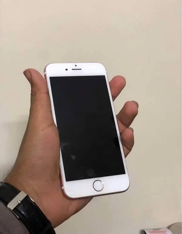 I phone 6s 32Gb Pta Approved 1