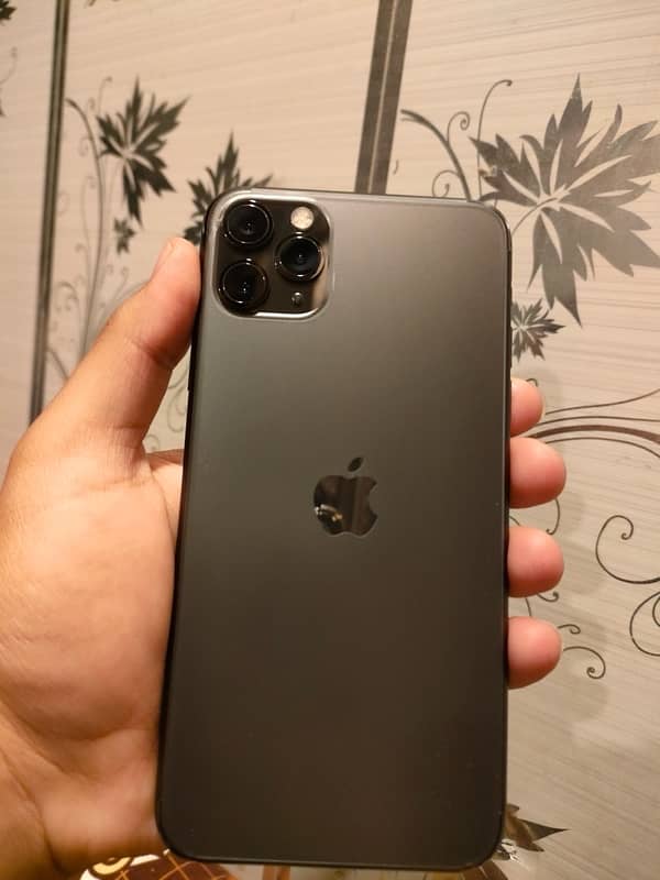 I phone 11 pro max 0