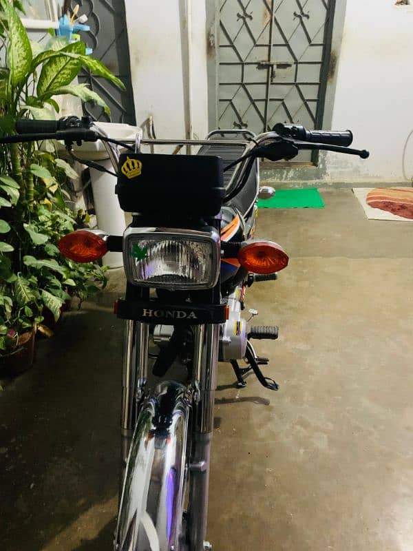 Honda 125 black color original condition model 2018 1st owner 3